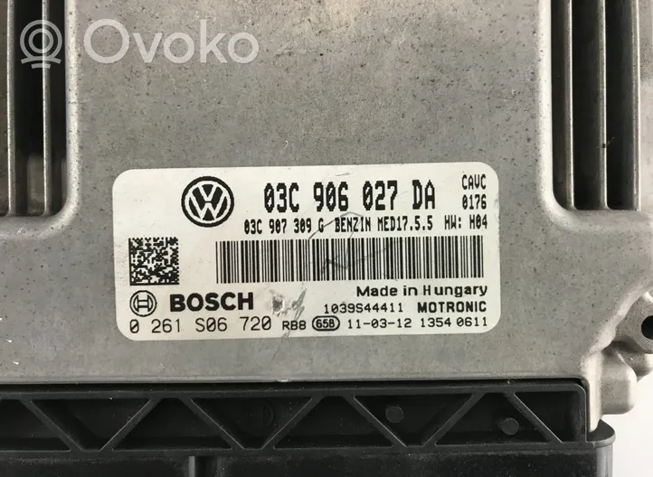 Volkswagen Touran II Calculateur moteur ECU 03C906027DA