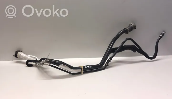 Volvo V70 Tubo e bocchettone per riempimento serbatoio del carburante 31274718