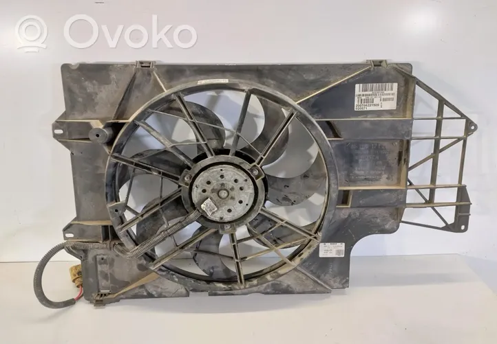 Volkswagen Transporter - Caravelle T5 Ventilatore di raffreddamento elettrico del radiatore 7H0121201