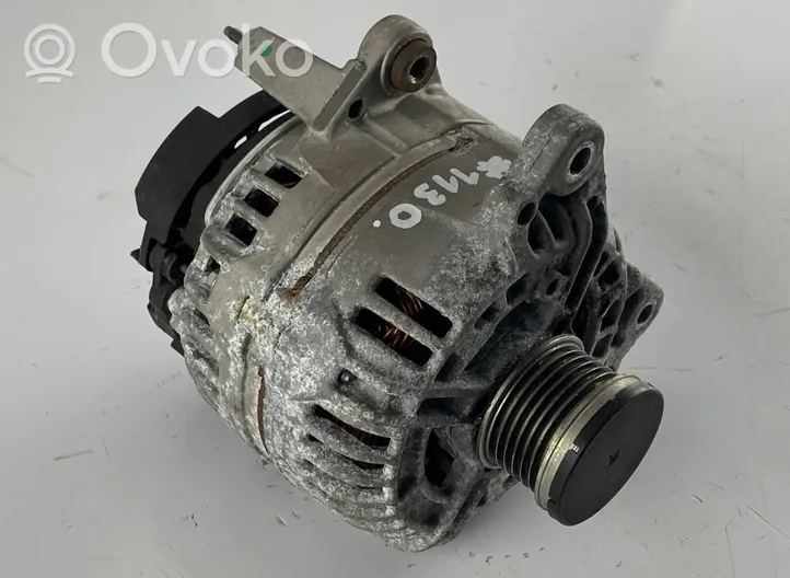 Volkswagen Golf VI Generator/alternator 03C903023A