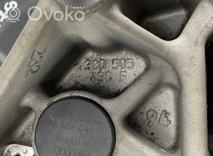 Volkswagen PASSAT B6 Zwrotnica koła tylnego 3C050543GF