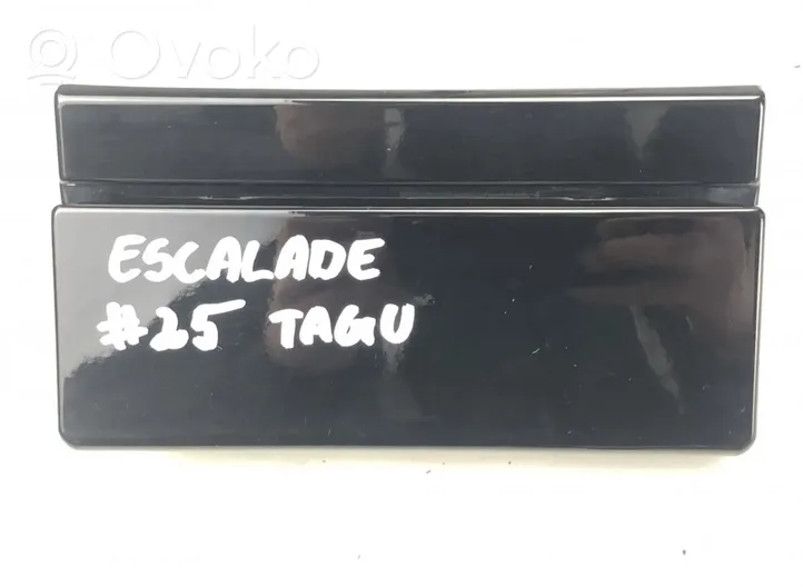 Cadillac Escalade Takaluukun/tavaratilan kahva 603569013