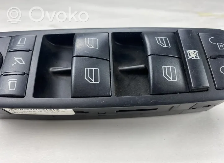 Mercedes-Benz B W245 Interruttore di controllo dell’alzacristalli elettrico A1698206710