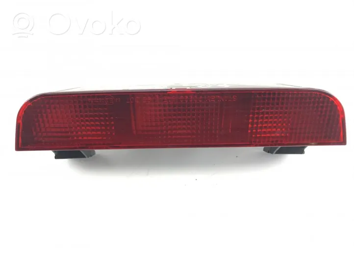 Mitsubishi Pajero Luce d’arresto centrale/supplementare P0223