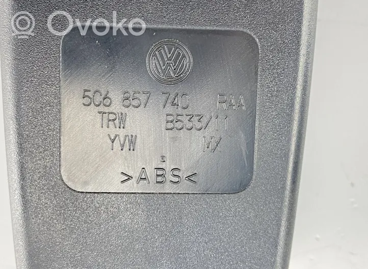 Volkswagen Jetta VI Middle seatbelt (rear) 5C6857807M