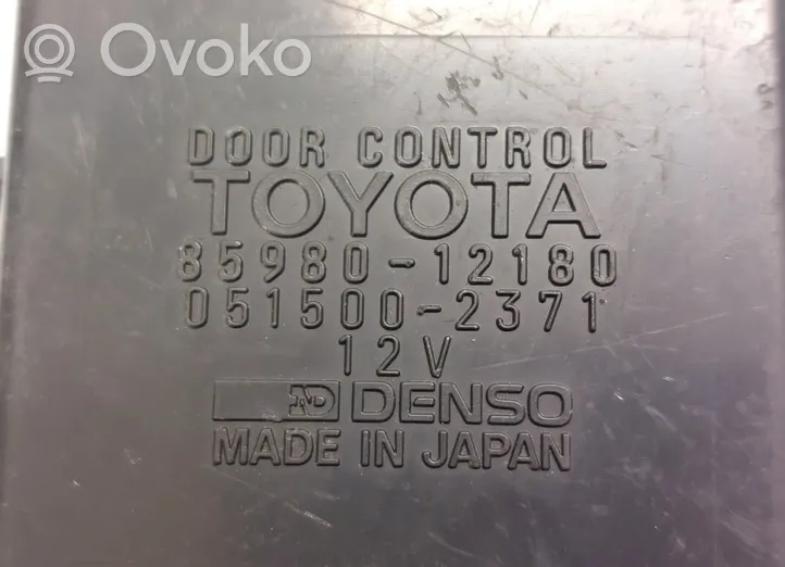 Toyota Corolla E100 Oven keskuslukituksen ohjausyksikön moduuli 85980-12180