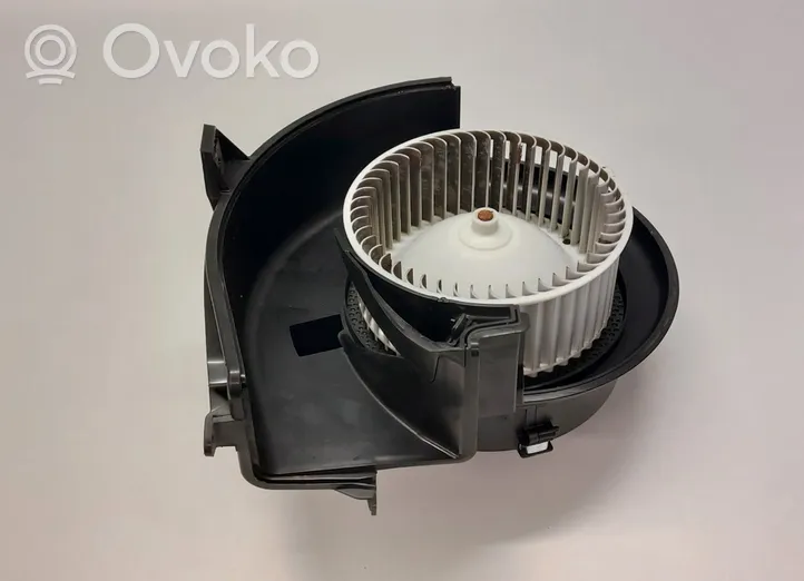 Volvo S90, V90 Pečiuko ventiliatorius/ putikas 31497372