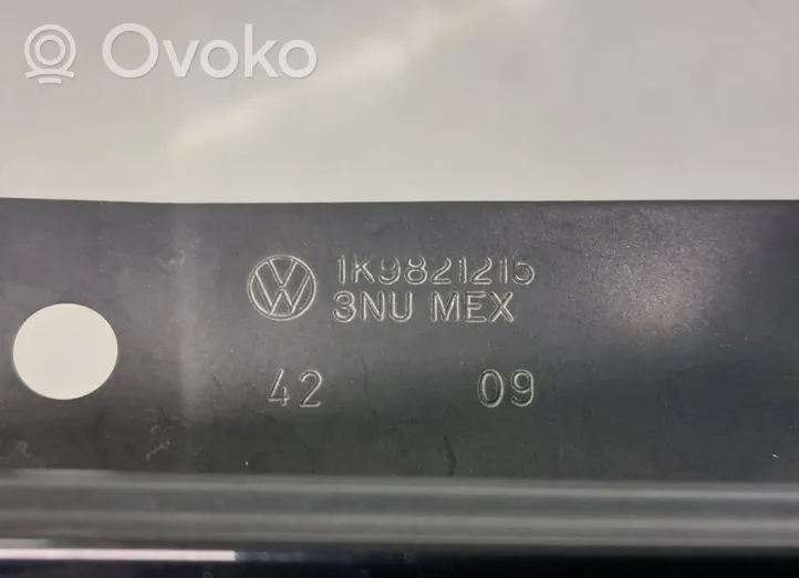 Volkswagen Golf VI Błotnik przedni 1K9821021