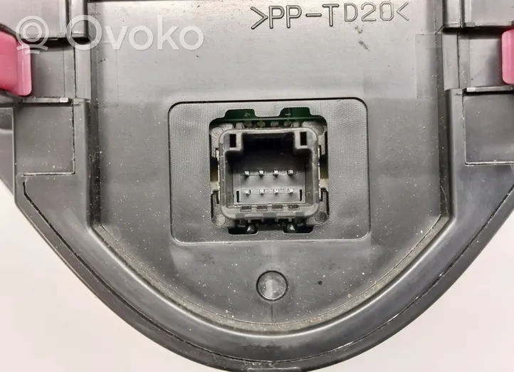 Toyota iQ Oro kondicionieriaus/ klimato/ pečiuko valdymo blokas (salone) 55900-74010