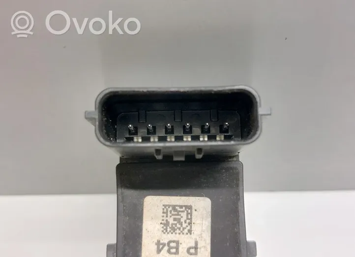 KIA Optima Pysäköintitutkan anturi (PDC) 99310-D4000B4U