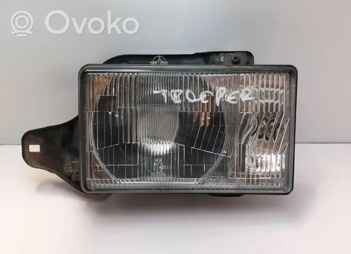 Isuzu Trooper Lampa przednia 8943188910