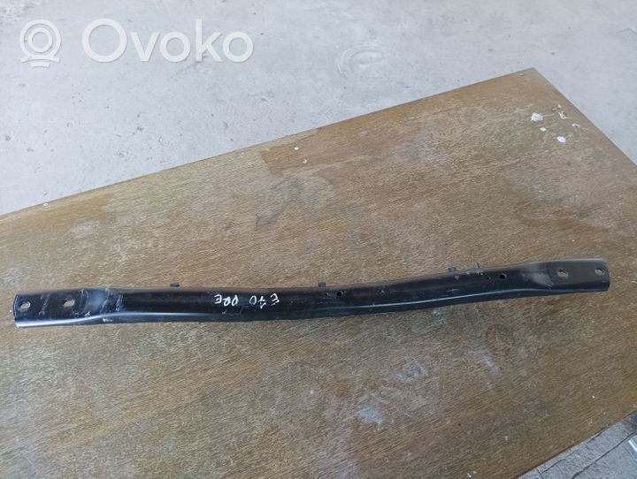 BMW X5 E70 Staffa del pannello di supporto del radiatore parte superiore 722808101