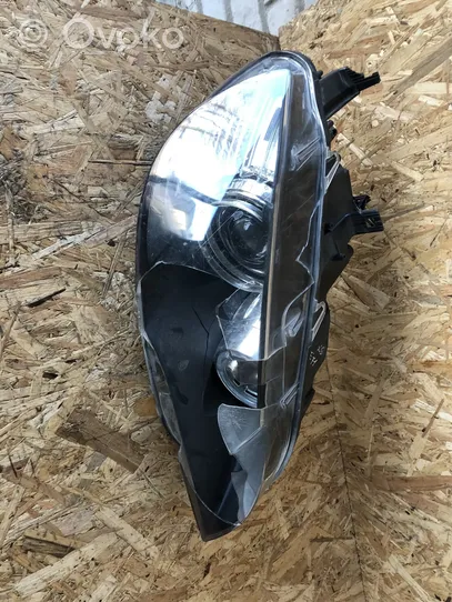 BMW X6 E71 Lampa przednia 0624552