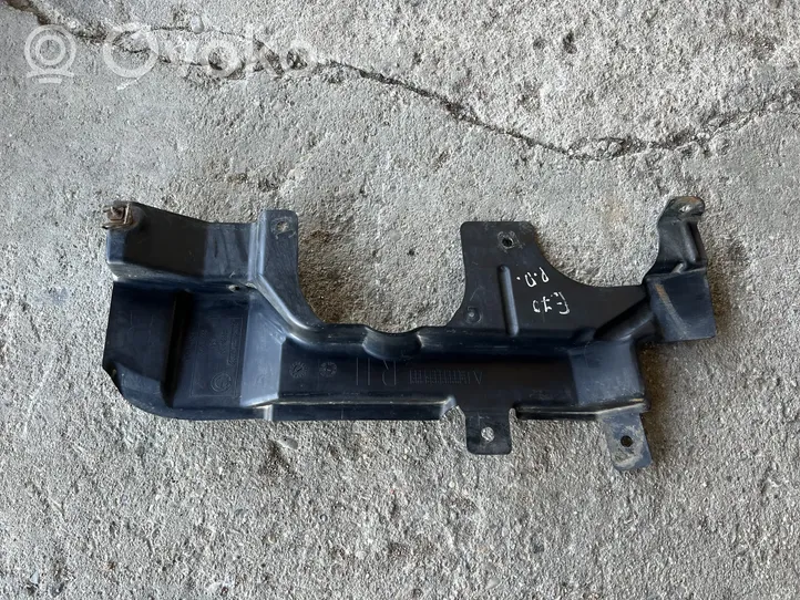 BMW X5 E70 Couvre-soubassement avant 7160238