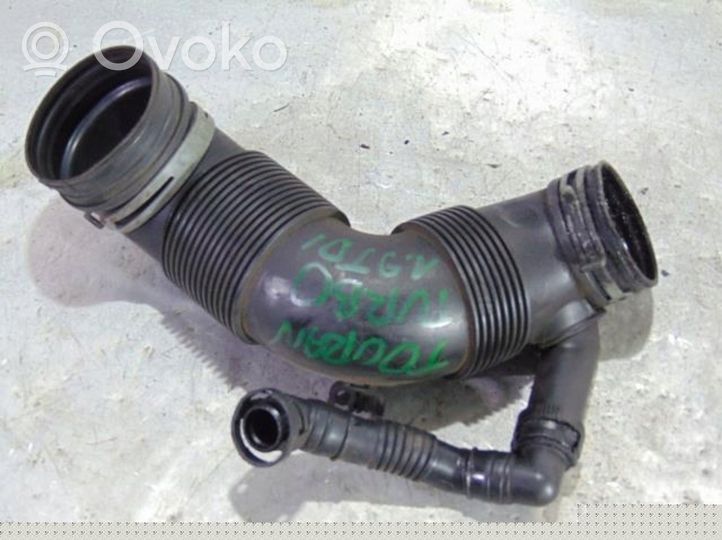 Volkswagen Touran I Intake resonator 