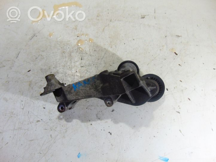 Renault Kangoo II Support de générateur / alternateur 8200663057