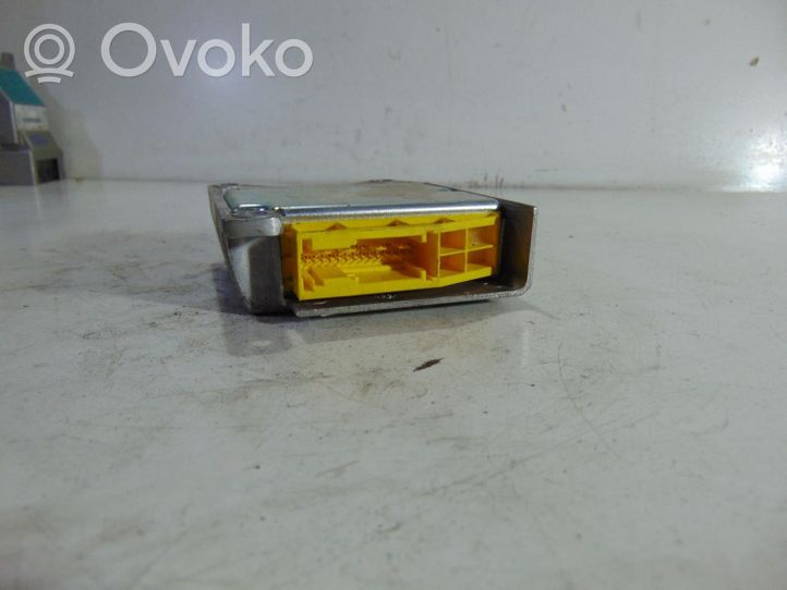 KIA Optima Oro pagalvių valdymo blokas 0K553677F0A