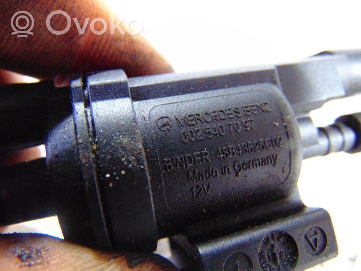 Mercedes-Benz A W176 Solenoidinis vožtuvas 0025407097