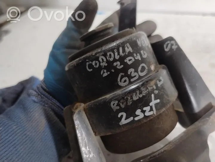 Toyota Corolla Verso E121 Engine mount vacuum valve 