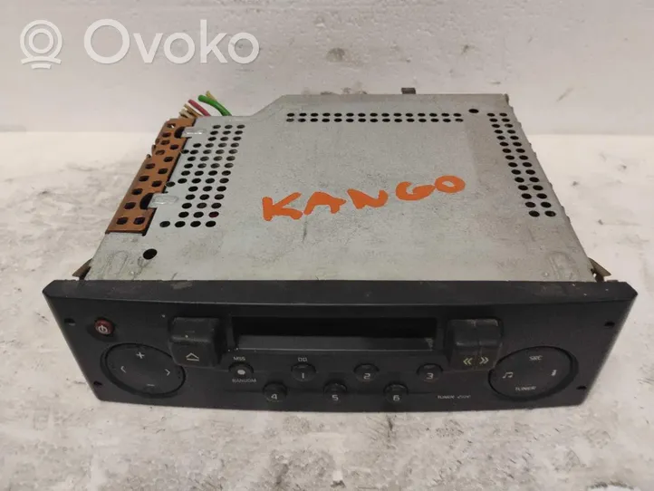 Renault Kangoo I Radio/CD/DVD/GPS-pääyksikkö 8200057673