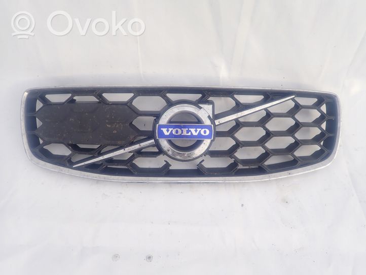 Volvo XC70 Grille calandre supérieure de pare-chocs avant 