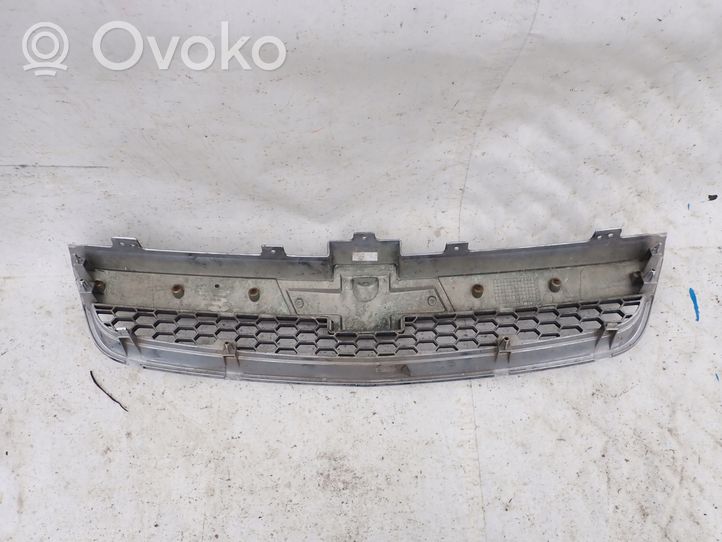 Chevrolet Captiva Grille de calandre avant 96442718