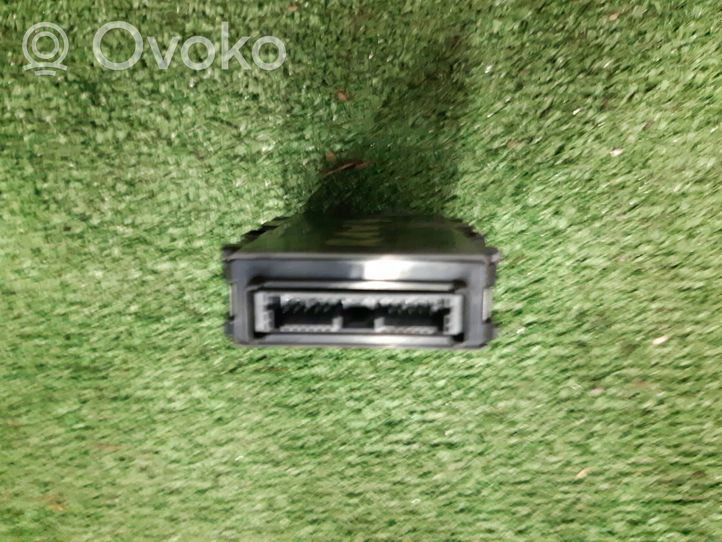 Toyota RAV 4 (XA40) Gateway control module 8911142020