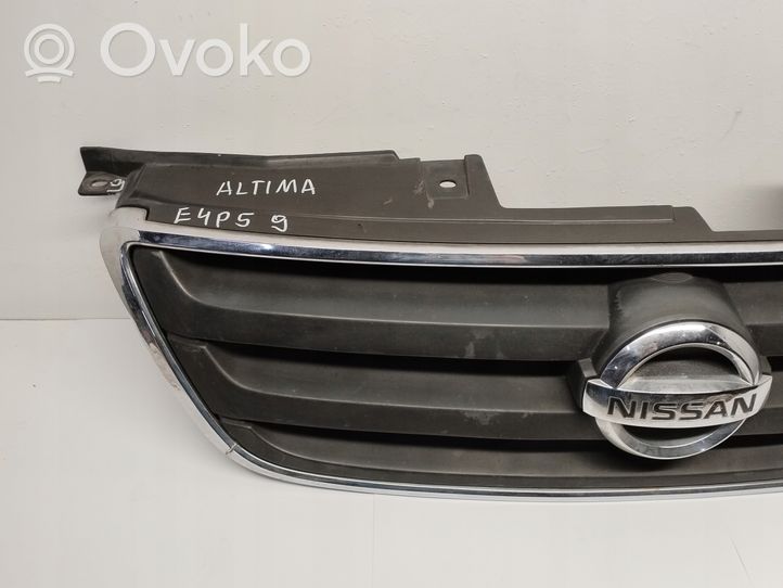 Nissan Altima Maskownica / Grill / Atrapa górna chłodnicy 62072