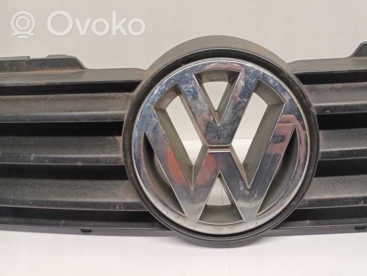 Volkswagen Lupo Etupuskurin ylempi jäähdytinsäleikkö 6x0853653a