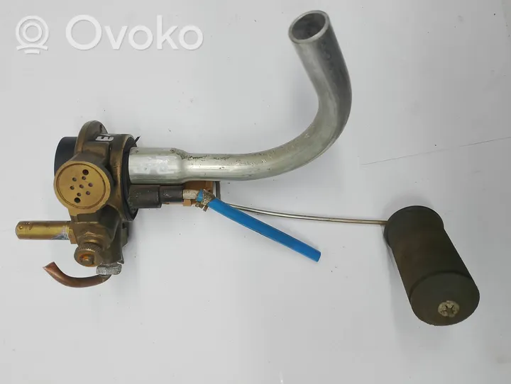 Saab 9-3 Ver1 Pompe à carburant 67R013018