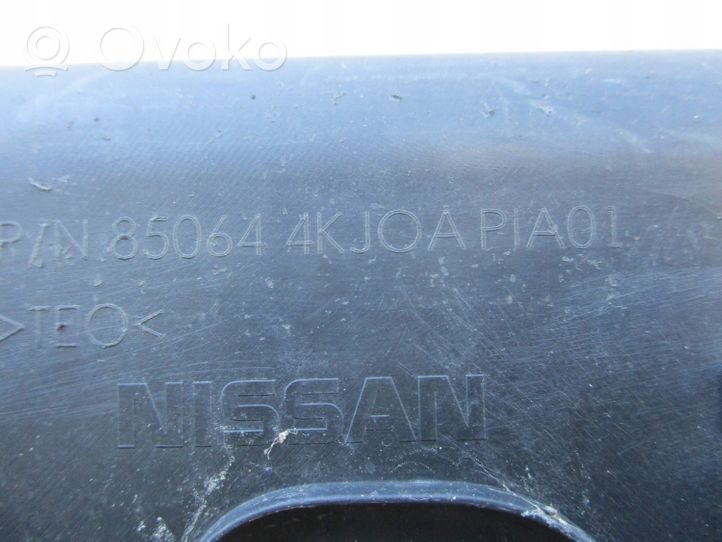 Nissan NP300 Enjoliveur de pare-chocs arrière 850644KJOA