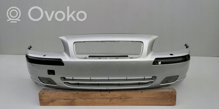 Volvo V70 Передний бампер 