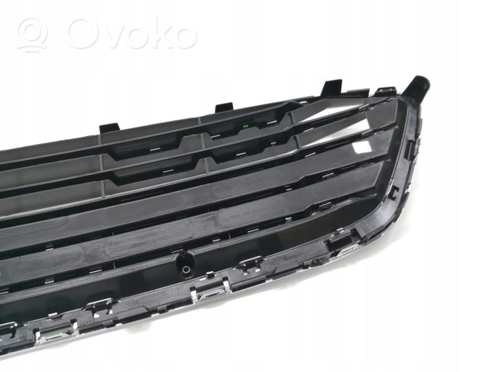 Ford Focus Grille calandre supérieure de pare-chocs avant JX7B8C436A