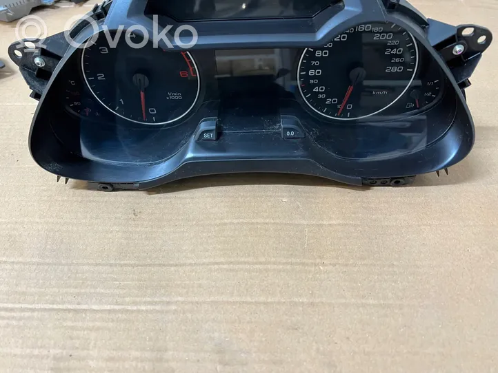 Audi A4 S4 B8 8K Tachimetro (quadro strumenti) 8K0920930N