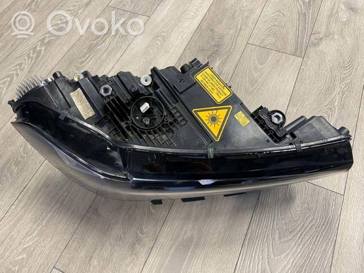 BMW X7 G07 Lampa przednia A8 9 481 802 