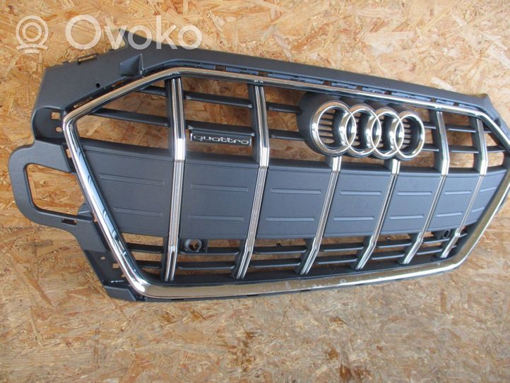 Audi A4 S4 B9 8W Grotelės viršutinės 8W0853651DP