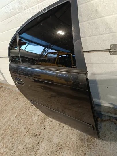 Toyota Avensis T220 Rear door 