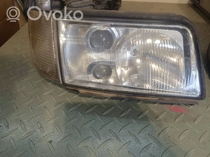 Audi 100 S4 C4 Lampa przednia 