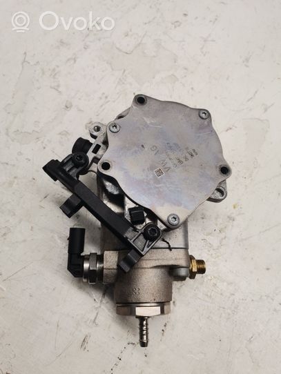 Porsche Macan Vacuum pump 06L145100F