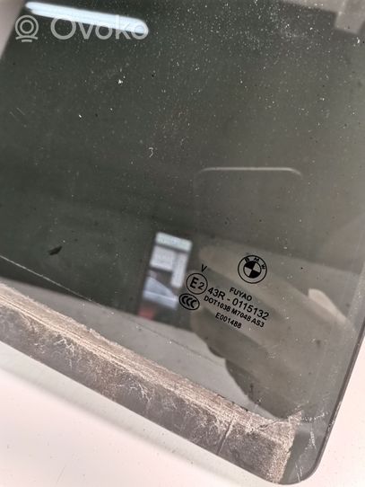 BMW X5M F85 Vetro del finestrino della portiera posteriore 43R011532