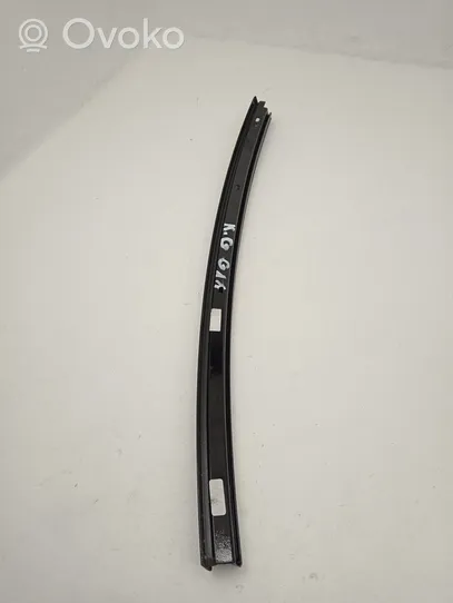 BMW 7 G11 G12 Rail de pare-brise de porte arrière A2059003719