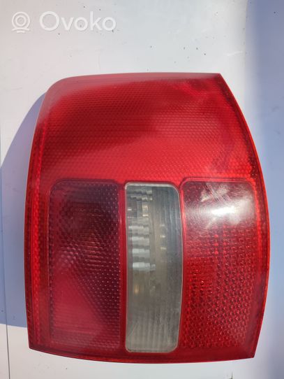 Audi A6 Allroad C5 Luci posteriori 4B9945095