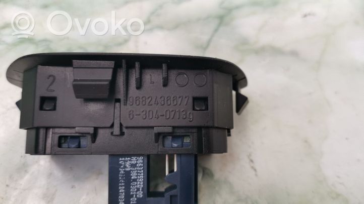 Citroen C5 Tailgate/trunk/boot open switch 