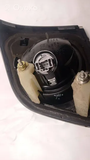 Mazda 3 I Lampy tylnej klapy bagażnika 7440