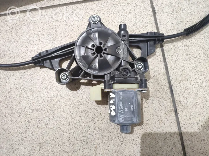 Audi A4 S4 B9 Elektryczny podnośnik szyby drzwi tylnych 8W0839462