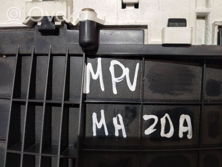 Mazda MPV II LW Compteur de vitesse tableau de bord 