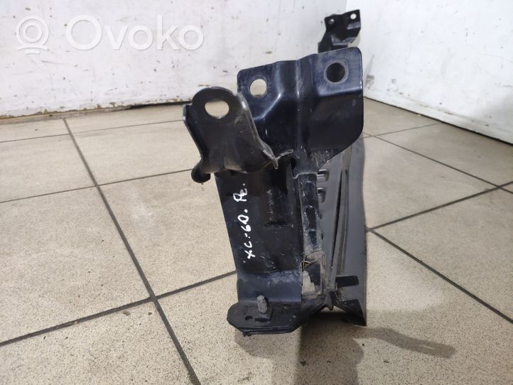 Volvo XC60 Traverse inférieur support de radiateur 31265124