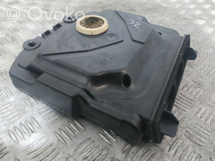 BMW 7 F01 F02 F03 F04 Subwoofer-bassokaiutin 9227483