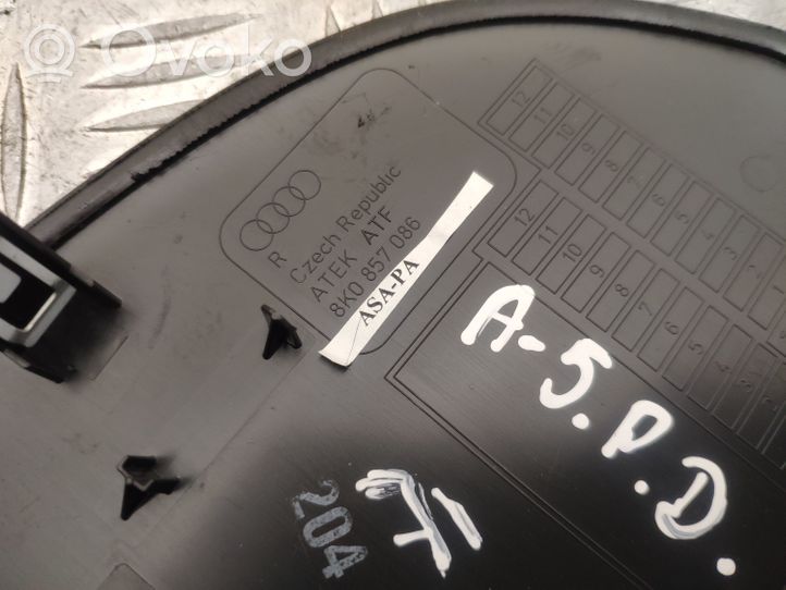 Audi A5 8T 8F Boczny element deski rozdzielczej 8K0857086