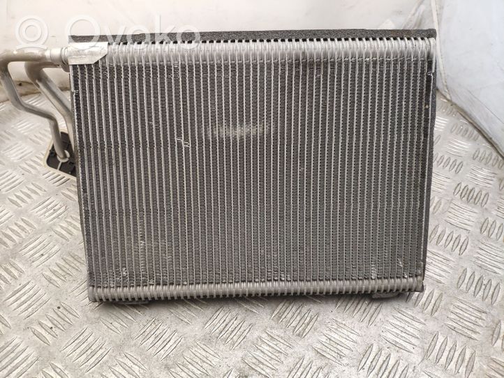 BMW 3 G20 G21 Radiateur de chauffage 64119382873